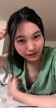 起き上がる時、ノーブラでポロリ！