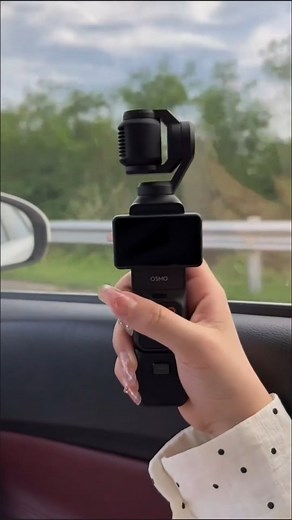 Comment for link 🤩🖇️ pocket vlogging camera #vloggingcamera #pocketcamera #contentcreator #vloggerlife #reelmaker #cameraindia #creatorsetup #travelvlog #techgadgets #viraltech | Gadget Smasher