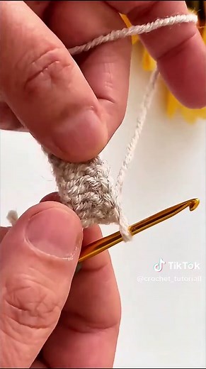 Only 2 Rows of Crochet Quick and Simple Blanket Pattern Tutorial #Crochet #Blanket #Yarn #Stitch #Blanketlife