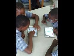 Musson Foundation, Halls of Learning host computer coding workshops