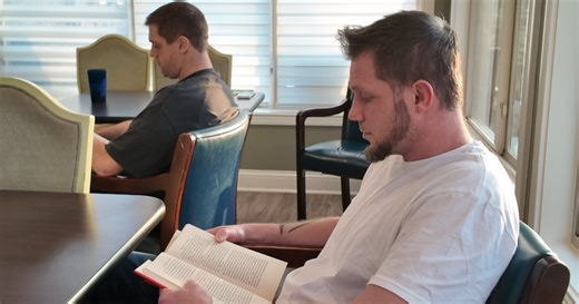 Addiction recovery takes center stage as New Year's resolutions begin