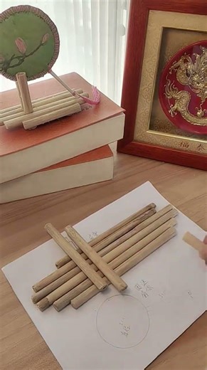 Innovative Chinese Fan Stands Transform Your Study Space