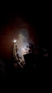 Das Pyro-Herz hört niemals auf zu schlagen ❤️💥 Happy Halloween - Eure Pyroland Crew | Pyroland Feuerwerk Shop