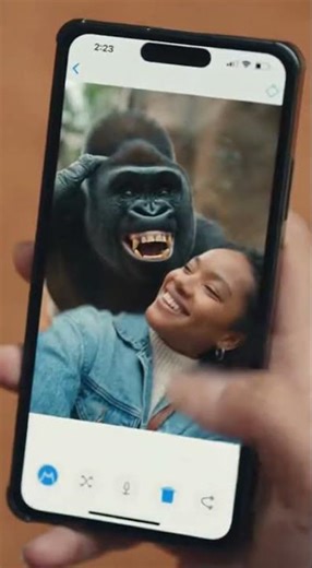 Gorilla Photobombs Selfie! 😂 BEST REACTION EVER!