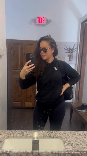 Come swim with me! #ComeSwimWithMe #SWIMVICE #SwimJourney #SwimTraining #SwimLife #SwimCoach #SwimmersOfInstagram #SwimmingMotivation #SwimFitness #SwimPractice #TwoBeatKick #FreestyleTechnique #IMTraining #WaterIsHome #Pooltraining #FitMomJourney #WomensSwimming #SwimTips #SwimContent | Swimvice | Facebook