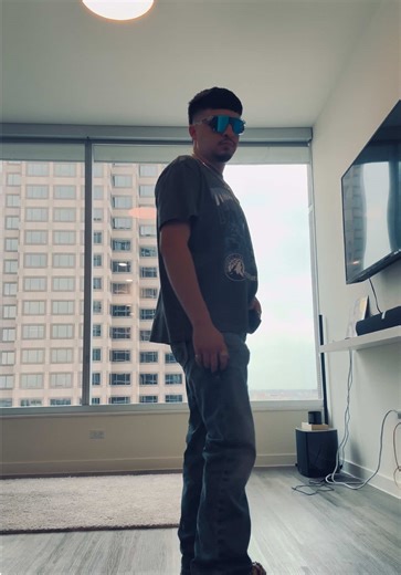 Dining Experience at Pluckers: Food and Fashion