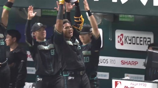 終盤に来ても一進一退の攻防！🔥両チーム合わせて今日6本目のアーチ！🌈北海道日本ハム 水谷瞬 選手の今シーズン第1号ソロホームランで同点に追いつく！🙌👇開幕3連戦 無料ライブ配信https://t.co/QgShTmrNdp