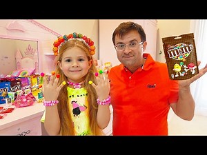 Diana and Dad Pretend Play Candy salon - Videos For Kids