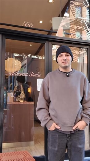 America Josh on Instagram: "☕️ Coffee with New Friends, Nolita edition We popped into Milkweed Studio as part of Coffee with New Friends and honestly… this place is something special. Built by an Aussie, (another Josh), who packed up life in Sydney, moved to NYC with his wife, and started again from scratch — Milkweed Studio is proper Australian-style coffee, roasted in-house, strong-dosed espresso, and thoughtfully designed for both milk lovers and black coffee purists. The space? Designed by h