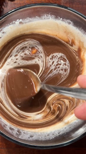 Ina Garten’s viral pudding. Old-fashioned, steamed, and somehow with a brownie like richness that makes it impossible to ignore. It’s simply not Christmas without a chocolate orange. Hugh Woodward has added grated zest and a splash of Cointreau for a boozy, zesty hit, then finished it with a glossy chocolate orange ganache poured over ice cream. Link in bio for the recipe. 🍊🍫 #inagarten #viralpudding #chocolateorange | Twisted Explore