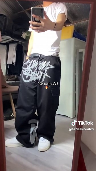 Y2K Pants Fashion: Discover Stylish Cargo Options
