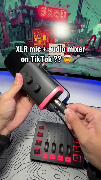 Microphone and Audio Mixer for Gaming Setup