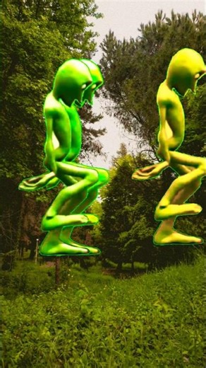 Dame tu cosita Green alien dance #dance #shortsfeed #ytshort #short