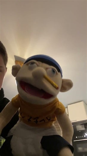 Jeffy vs Dora the explorer #sml #puppet #funny #doratheexplorer #jeffy #jeffyfunny #jeffysml
