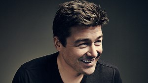 Behind the Scenes of Kyle Chandler’s THR Cover Shoot