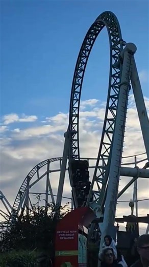 10 Inversion Roller Coaster - Colossus @Thorpe Park