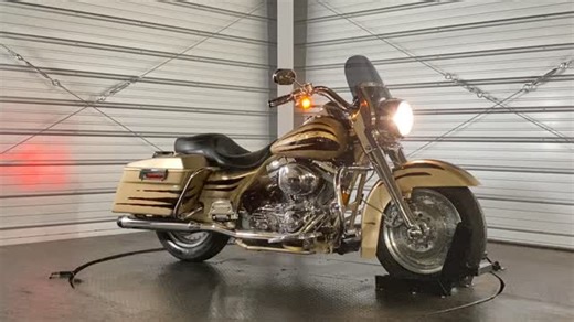 2003 Harley-Davidson CVO Screamin Eagle Road King In Centennial Gold / Vivid Black / Burgundy With 33,075 Miles. Visit Monarchmotorsport.com For More Information | Monarch Motorsports LLC
