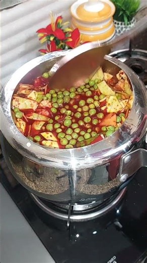 Street style Pav Bhaji #shorts #punjabishorts #pavbhaji #streetfood