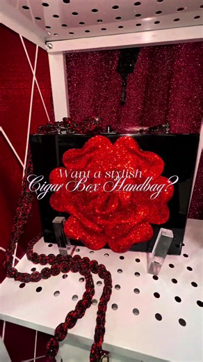 You probably never realized you’ve been deprived of a stylishly sparkly cigar box handbag! Order yours now through our site! 👜💖 #VanityByAlexis #CigarBox #Handbags #Bedazzled #Accessories