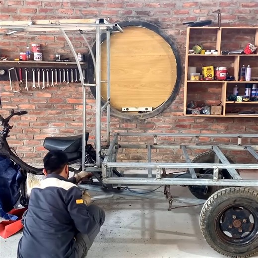Made From Junk, But It Rides Like a Pro 3-Wheeler! #welding #creativity | Delta Gaming