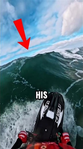 Thrown Off a Jet Ski by a Huge Wave, The Rescue Moments Were Intense!