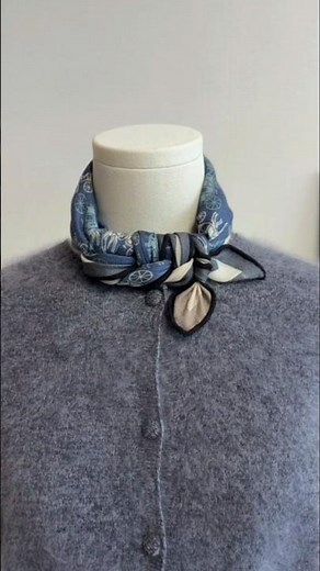 The Perfect Square Scarf Knot Tutorial. #ScarfStyle#NeckScarf#ScarfFashion
