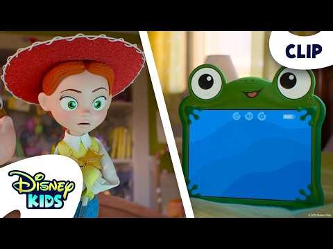 Jessie Meets Lilypad for the First Time! 🤠🐸 | Toy Story | ‪@disneykids‬