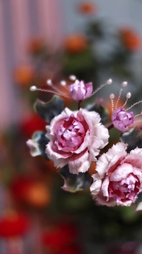 Handmade Silk Flowers: Mastering Traditional Chinese Techniques