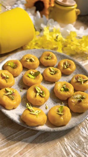 എന്നാൽ ഉണ്ടാക്കല്ലെ മാങ്ങ പാൽ പേട // mango peda recipe 🥭