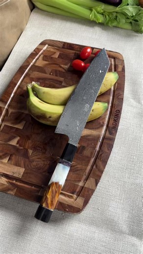 Master Cutting Techniques with Damascus Steel Knives