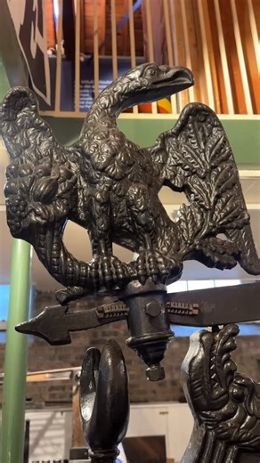 Leonie Connellan on Instagram: "Paid a little visit to the @nationalprintmuseum in Dublin today, which was wonderful. This Colombian Printing Press was so cool! I was allowed to pull the handle, and it was so light thanks to the able counterweight. Yay physics! Yay art!"