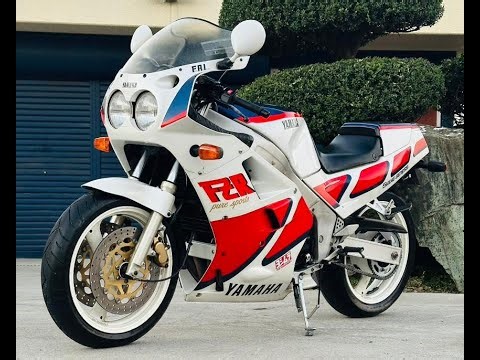 YAMAHA FZR1000 White/Red/navy strobe