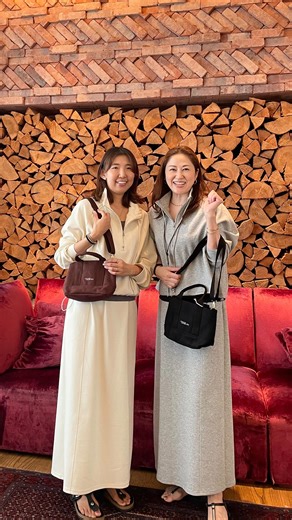 yuki on Instagram: "9.10 12:30〜 のインスタライブ生配信♪ ご視聴いただきまして ありがとうございました、 平日の昼間にも関わらず たくさんの方がご覧くださり とても嬉しかったです！ ⚫︎ito~u♡から販売するアイテムは 9/12 sat. 10:00〜販売開始予定 @ito_u_yuki ⚫︎&DROBEから販売する セットアップは @drobe_official から近日販売開始 ⚫︎TACHI-NU👜 2025 AW限定色ボルドー は9/末〜販売開始予定 @tachi_nu #itou #yukiセレクト #きれいめカジュアル #大人カジュアル #tachinu #バッグ #andarobe #セレクトアイテム #セットアップ #デニム #ワイドデニム #デニムジャケット #ニットパンツ #サテンパンツ"