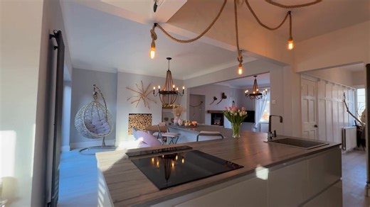 New to Market! Without doubt one of the finest examples of its kind on the open market right now, this exceptional Pre-war semi detached home occupying an imposing elevated position along Newcastle Road in the heart of Fulwell, offers generous family sized accommodation of the highest calibre. To book a viewing call us on 0191 5106116. Newcastle Road, Fulwell, Sunderland 3 Bedrooms £339,950 #forsale #fulwell #sunderland #findmeahome #propertysearch #turnkeyhome #coastalliving #locationlocationlo