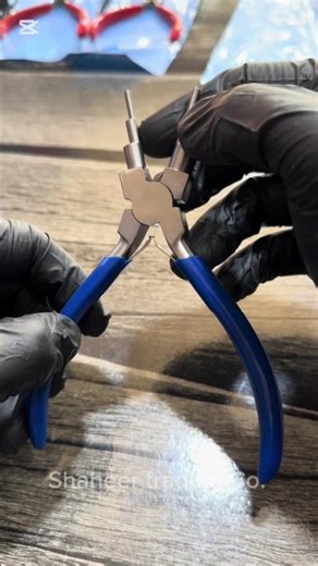 Loop Forming Plier ,Blue Handle.Designed for consistent, perfectly shaped loops every time.