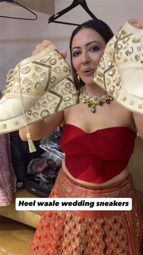 Garima Goel | Actor, Content Creator, Sony Artisan on Instagram: "Hi friends tell me how you liked my star studded sneakers 😬 #wedding #sneakers #dancing #reels #reelsinstagram #reelkarofeelkaro #garimagoel #garimasgoodlife"