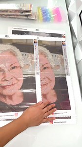 2K views · 68 reactions | Descubre cómo convertir tus recuerdos en obras de arte. Nuestros kits llevan tu foto favorita a un lienzo lleno de vida y color. ¡Y lo mejor? Es una actividad relajante y divertida. • Kit completo para decorar • Cotiza hoy y obtén una caja organizadora gratis ¿Cuál es la foto que quieres transformar en arte? Envíanosla por mensaje y te ayudamos a hacerlo realidad | Diamond Painting en Cancún | Facebook