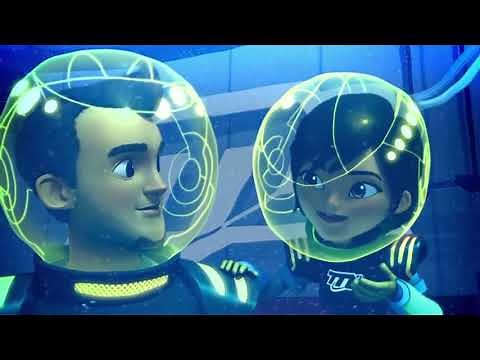 An Aquarium Starship | Miles from Tomorrowland