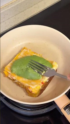 Quick meals crab avocado sandwich #quickmeals #crabrecipes