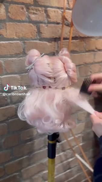 Master Big Drag Hair: Join Our Online Wig Course