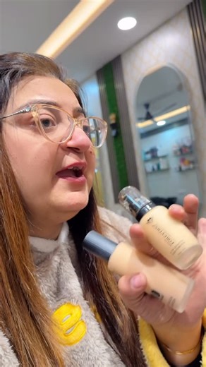 Amita Gill on Instagram: "Flawless Base Shine Makeup Knowledge for Beginner Students #makeup"