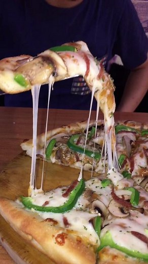 Homemade Pizza Making Process: Step-by-Step Guide