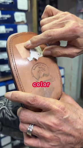 Proceso de Oxidación en el Cuero: ¿Por qué Cambia de Color?