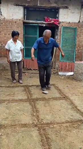 This Hopscotch Competition Between Grandparents Is Hilarious #shortsvideo