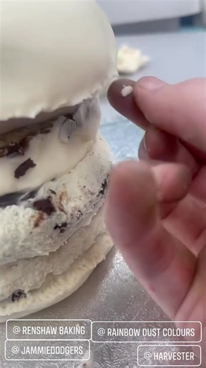 26K views · 314 reactions | Here is Molly’s amazing feast she made for Harvester’s 40th birthday. She made absolutely everything edible - including the signature Harvester plates, metal serving cups and the brilliant jammie dodgers!! | Molly Makes Cakes | Facebook