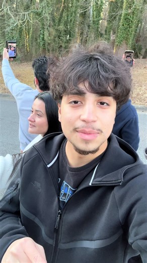 Todos estamos grabándo el mismo video al mismo tiempo! Vamos chicos!!🔥🔥#fyp #viral #reto #challenges #funnyvideos😂