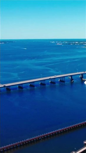 This Highway Floats Over the Ocean! 🌊😱 | Florida Keys