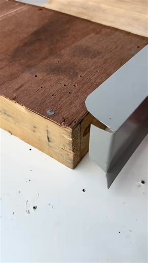 1M views · 5.5K reactions | #Install #roofing #flashing | Remo Carbajal | Facebook