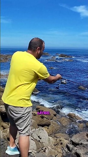 3 TRICKS to Fish with a Spinning Rod in HIGH WINDS #fishing #fishing