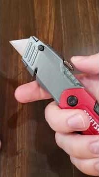 Craftsman retractable knife. How to install blades.